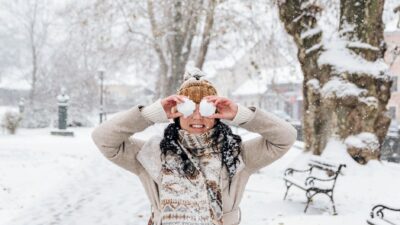 Illustration of Metode Snowball Avalanche: Mana yang Bikin Utangmu Lunas Lebih Cepat?