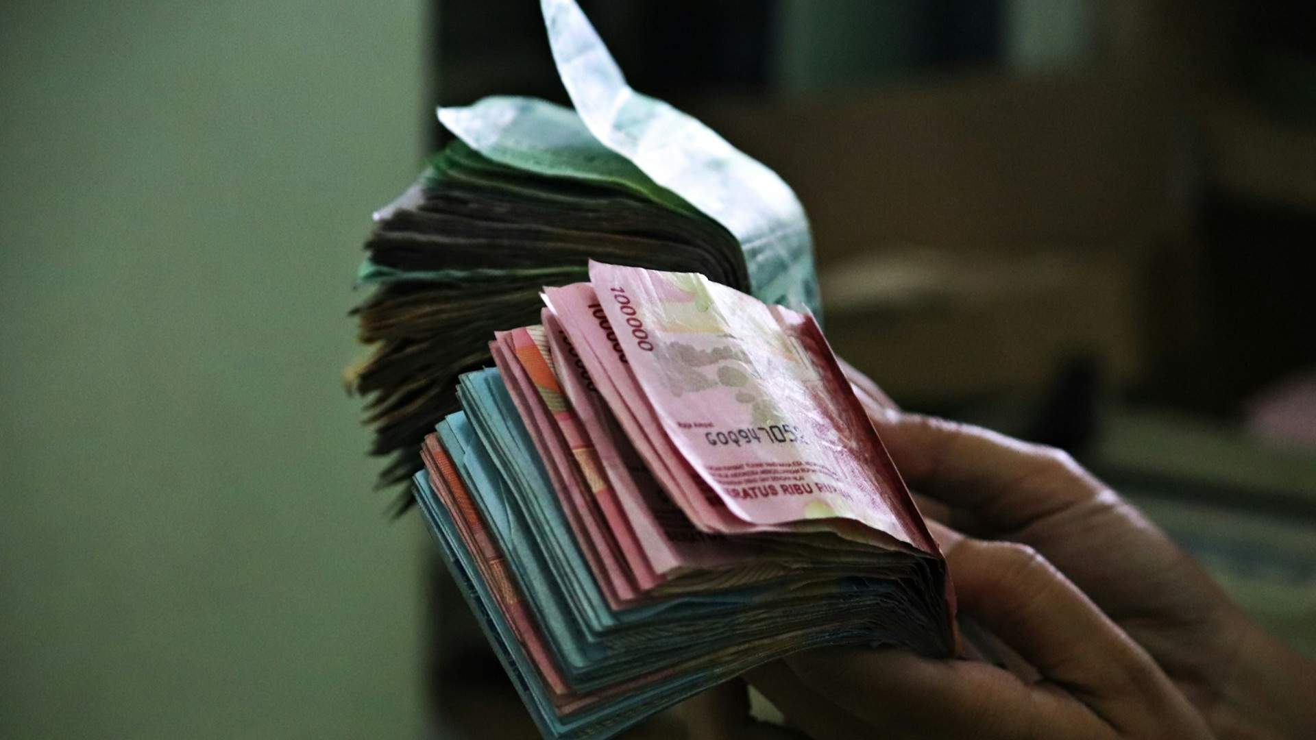 Yuk, mulai kumpulkan Dana Darurat Ideal dari sekarang agar keuangan keluarga tetap aman dan terhindar dari krisis mendadak.