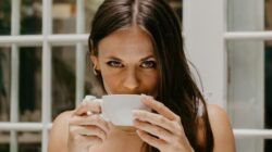 Studi Ungkap Pengaruh Kopi pada Kinerja Otak dan Potensi Kecemasan