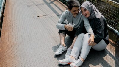 Yuk, kenali tanda-tanda chemistry hubungan yang kuat biar keraguanmu langsung hilang!