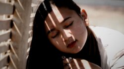 Bongkar Penyebab Kecemasan Bikin Sering Overthinking Ini!