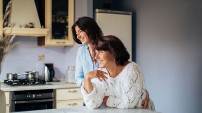 Ekspresi Kasih Sayang Manis Buat Ibu