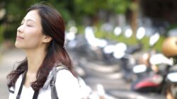 Yuk, mulai rawat kesehatan mentalmu dengan cara-cara sederhana ini agar emosi lebih terkontrol dan hati pun jadi lebih t