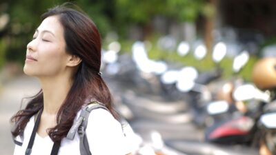 Yuk, mulai rawat kesehatan mentalmu dengan cara-cara sederhana ini agar emosi lebih terkontrol dan hati pun jadi lebih t