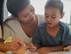 Overparenting Anak Bikin Mentalnya Rapuh?