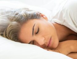 Musim Berganti, Jangan Sampai Sakit! Begini Cara Gampang Lakukan Adaptasi Rutinitas Tidur Biar Tubuh Tetap Fit