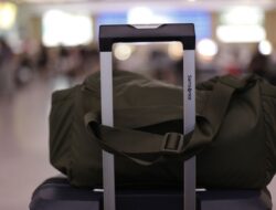 Mau Liburan Tapi Takut Boncos? Ini Trik Atur Anggaran Liburan!