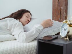 Susah Tidur? Begini Cara Efektif Mengatasi Rasa Kecemasan Malam Hari