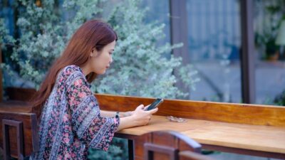 Yuk, kenali berbagai dampak ghosting yang ternyata bisa bikin mental hancur lebur biar kamu lebih siap secara emosional!