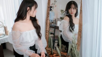 Kunci utama hubungan yang langgeng dimulai dari mencintai diri sendiri atau self love!