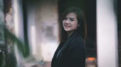 Yuk, tingkatkan daya tarikmu dengan cara super mudah ini tanpa perlu repot mengubah penampilan!
