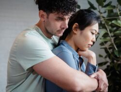 Mengenal Ciri Utama Hubungan Toxic yang Merusak Kesehatan Mental Pasangan