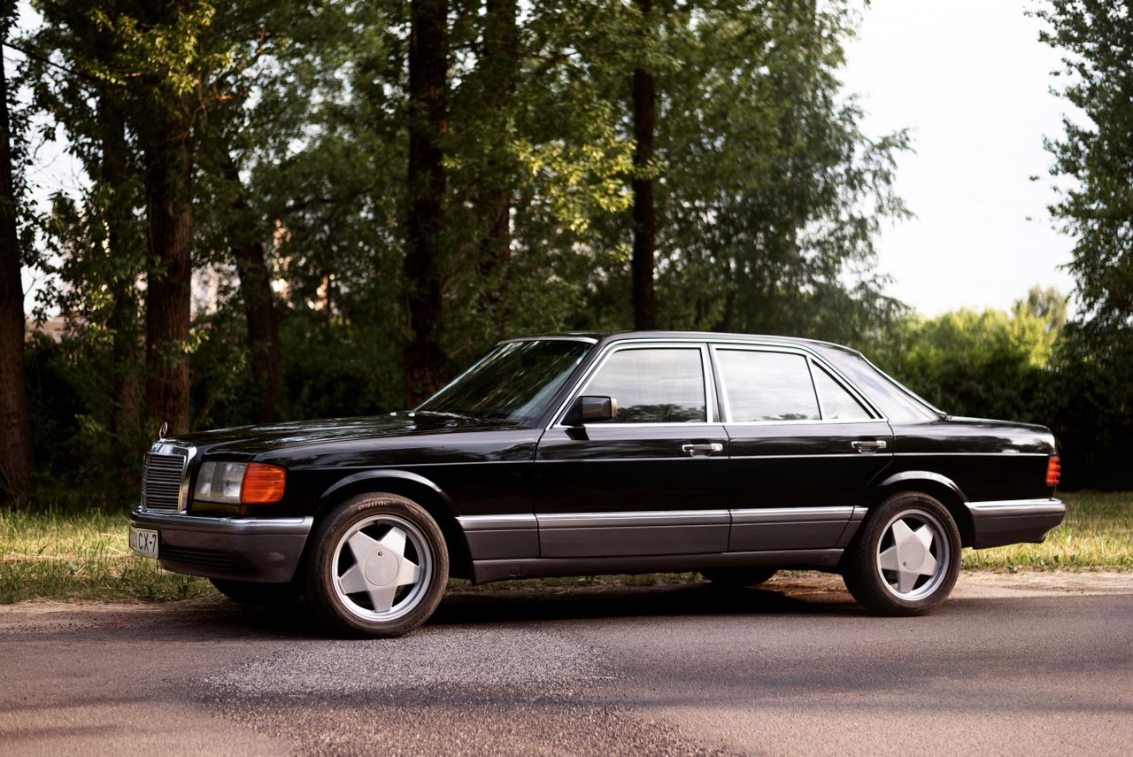 Mobil Mewah Favorit Komunitas Gaya Hidup Old Money