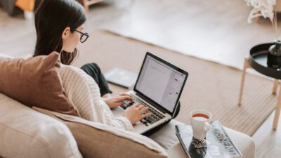 Bisnis Sampingan Akhir Tahun yang Bisa Bikin Dompetmu Tebal, Yuk Intip!