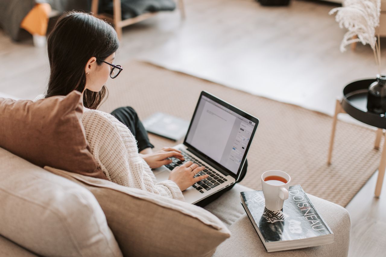Bisnis Sampingan Akhir Tahun yang Bisa Bikin Dompetmu Tebal, Yuk Intip!
