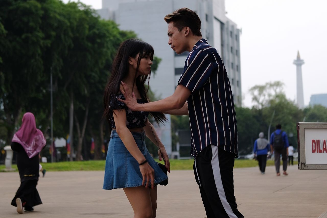 Waspada, yuk kenali tanda-tanda komunikasi manipulatif pasangan agar hubungan tetap sehat dan harmonis!