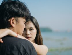Gak Perlu Bilang I Love You, Ini Bukti Nyata Ungkapan Cinta Cowok yang Bikin Baper Maksimal!