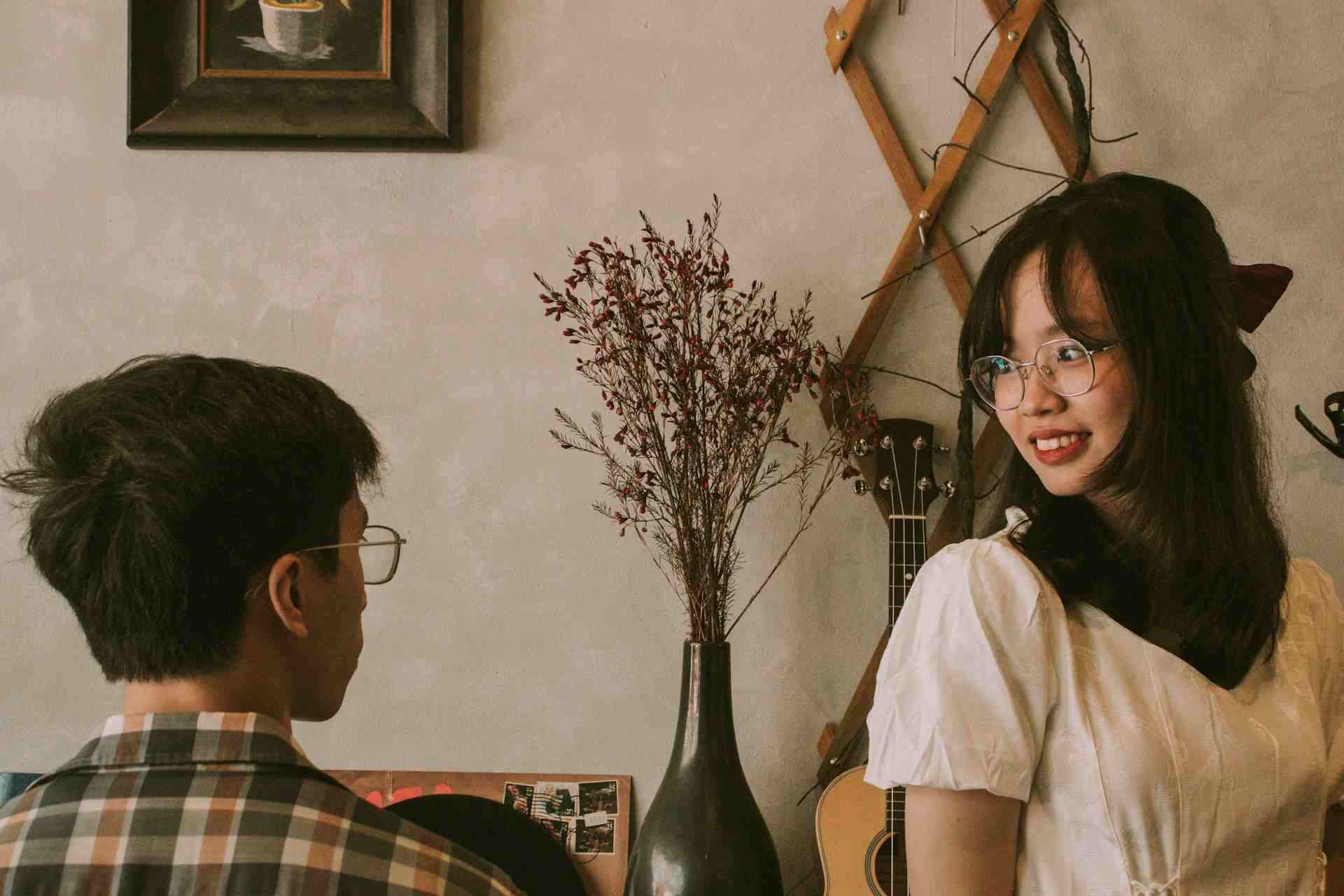 Keluar Dari Friendzone Tanpa Rusak Persahabatan? Ini Caranya yang Jarang Orang B