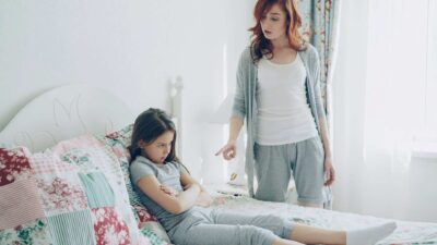 Bikin Mental Rusak, Ini Cara Lepas dari Dampak Strict Parents yang Bikin Hidup T