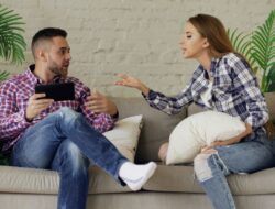 Hati-hati! Ini 5 Penyebab Perceraian Paling Sering Terjadi Bikin Rumah Tangga Hancur Lebur